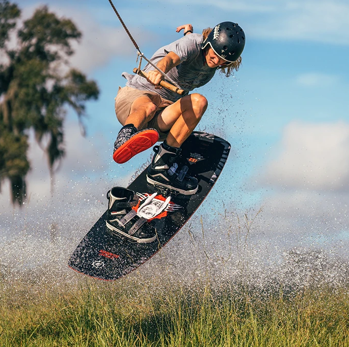 Chausses-Slingshot-Wakeboard